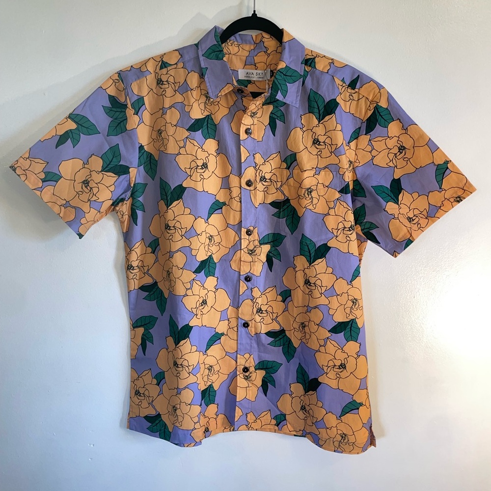 Ava sky fighting eel men’s top